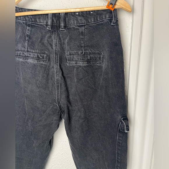 Dynamite Gigi black denim cargo jean - size 27 - Picture 5 of 7